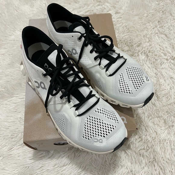 On Running Shoes On Cloud Womens Shoes Size Nwt And Box Poshmark